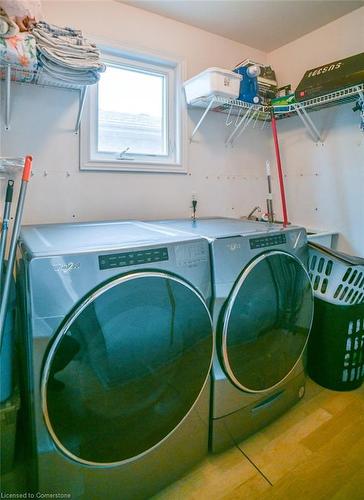 15 Turquoise Court, Chatham-Kent, ON - Indoor Photo Showing Laundry Room