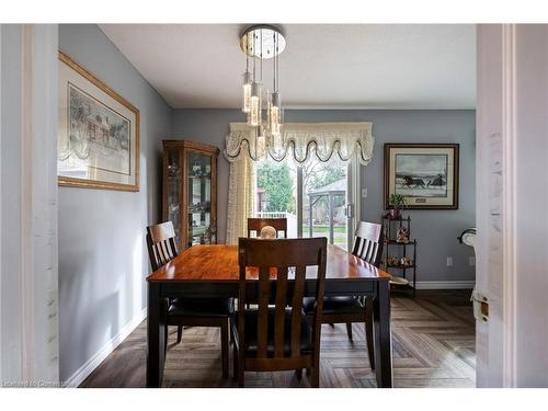 794 Laurier Avenue, Milton, ON - Indoor Photo Showing Dining Room