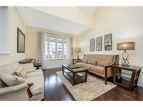 298 Eaton Street, Georgetown, ON - Indoor Photo Showing Living Room