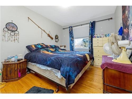 2 Gray Gate, Georgetown, ON - Indoor Photo Showing Bedroom