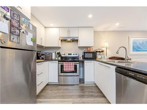 2 Gray Gate, Georgetown, ON - Indoor Photo Showing Kitchen With Double Sink