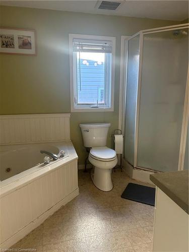 984 Copper Leaf Crescent, Kitchener, ON - Indoor Photo Showing Bathroom