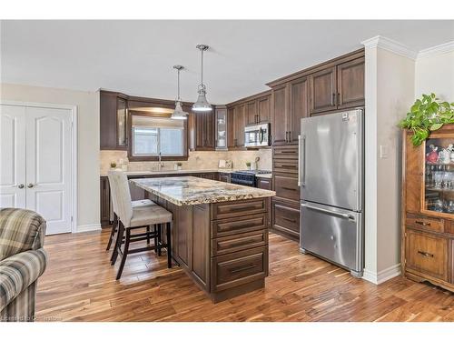 67 Moore Park Crescent, Georgetown, ON - Indoor Photo Showing Kitchen