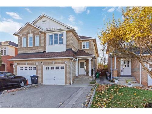 7174 Frontier Ridge, Mississauga, ON - Outdoor With Facade