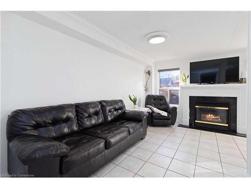 7174 Frontier Ridge, Mississauga, ON - Indoor Photo Showing Living Room With Fireplace