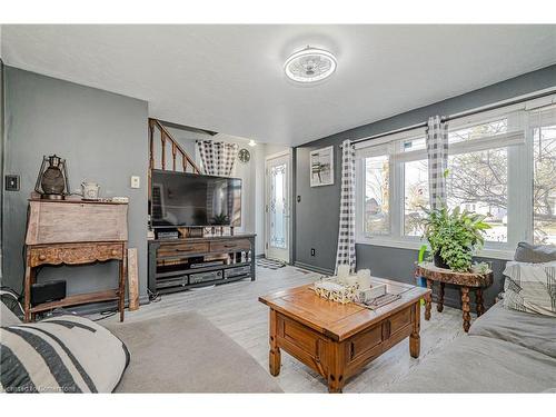 715 Tamarac Street, Dunnville, ON - Indoor Photo Showing Living Room With Fireplace