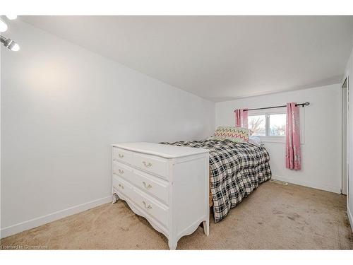 715 Tamarac Street, Dunnville, ON - Indoor Photo Showing Bedroom