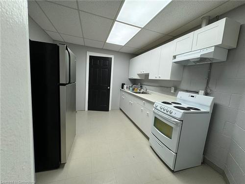 93 Main Street, Highgate, ON - Indoor Photo Showing Kitchen