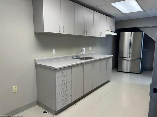 93 Main Street, Highgate, ON - Indoor Photo Showing Kitchen