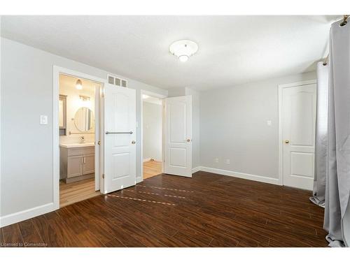 587 Langlaw Drive, Cambridge, ON - Indoor Photo Showing Other Room