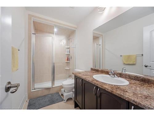 64 Macklin Street, Brantford, ON - Indoor Photo Showing Bathroom