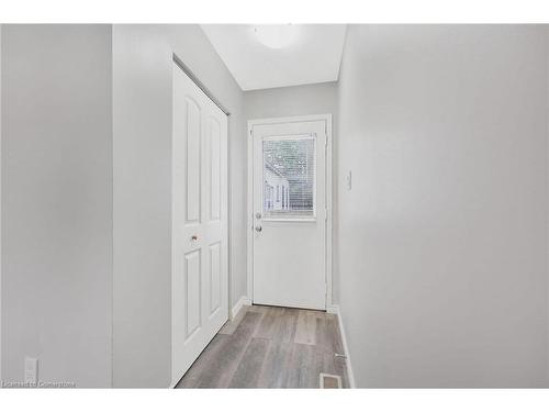 259 Charles Street W, Ingersoll, ON - Indoor Photo Showing Other Room