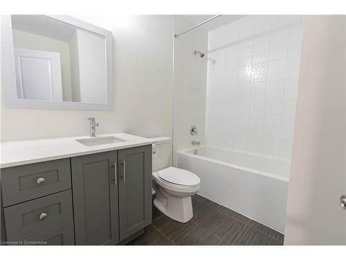 83-10 Birmingham Drive, Cambridge, ON - Indoor Photo Showing Bathroom