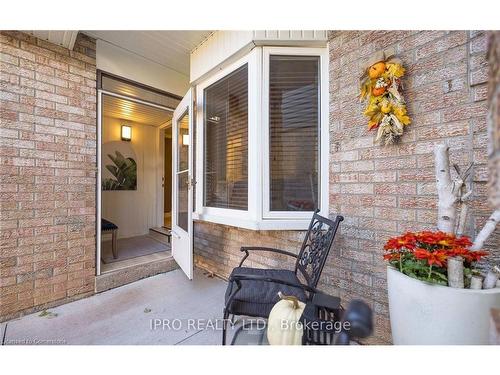 530 Roseheath Drive, Milton, ON - Outdoor With Deck Patio Veranda