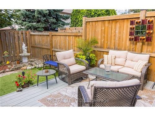 530 Roseheath Drive, Milton, ON - Outdoor With Deck Patio Veranda With Exterior