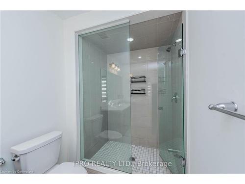 278 Lagerfeld Drive, Brampton, ON - Indoor Photo Showing Bathroom