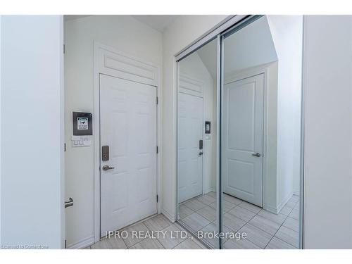 278 Lagerfeld Drive, Brampton, ON - Indoor Photo Showing Other Room