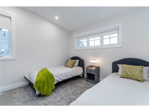 12 Navigator Rd Road, Penetanguishene, ON - Indoor Photo Showing Bedroom