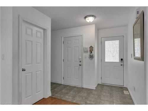 1059 Greenwood Park Drive, Kingston, ON - Indoor Photo Showing Living Room With Fireplace