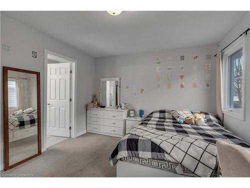 1059 Greenwood Park Drive, Kingston, ON - Indoor Photo Showing Bedroom