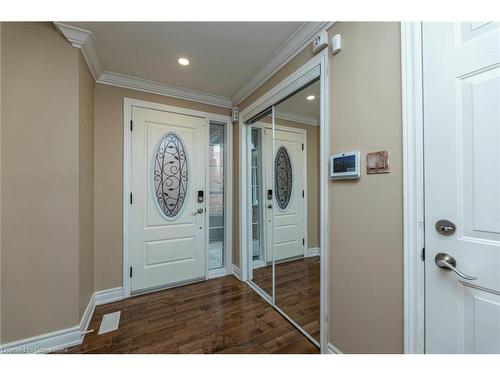 5256 Floral Hill Crescent, Mississauga, ON - Indoor Photo Showing Other Room