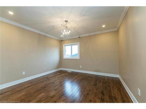 5256 Floral Hill Crescent, Mississauga, ON - Indoor Photo Showing Other Room