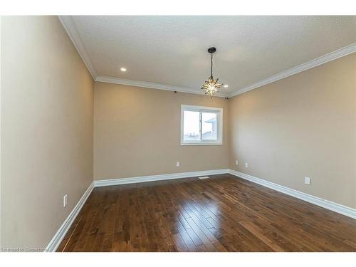 5256 Floral Hill Crescent, Mississauga, ON - Indoor Photo Showing Other Room