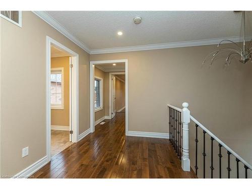 5256 Floral Hill Crescent, Mississauga, ON - Indoor Photo Showing Other Room