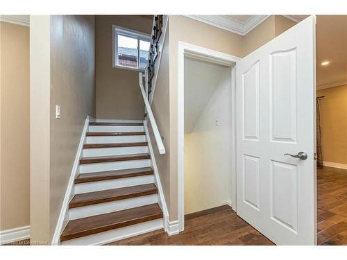 5256 Floral Hill Crescent, Mississauga, ON - Indoor Photo Showing Other Room