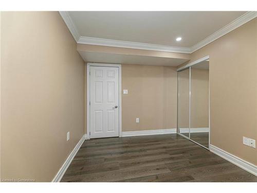 5256 Floral Hill Crescent, Mississauga, ON - Indoor Photo Showing Other Room