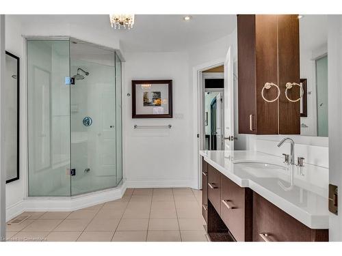 230 Winterborne Gate, Mississauga, ON - Indoor Photo Showing Bathroom