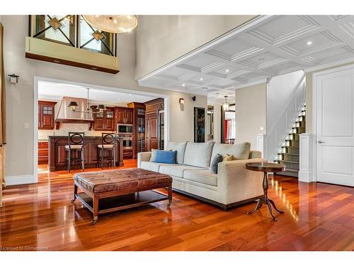 230 Winterborne Gate, Mississauga, ON - Indoor Photo Showing Living Room