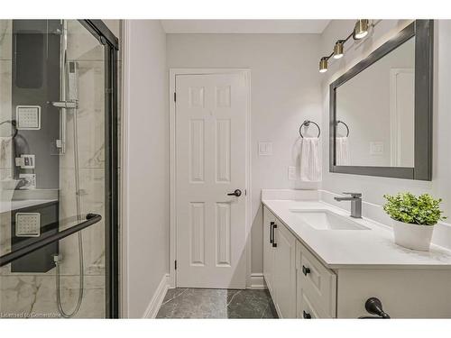 24 Mannel Crescent, Brampton, ON - Indoor Photo Showing Bathroom