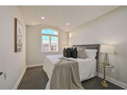 24 Mannel Crescent, Brampton, ON - Indoor Photo Showing Bedroom