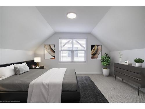 631 Queensdale Avenue E, Hamilton, ON - Indoor Photo Showing Bedroom