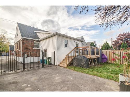 631 Queensdale Avenue E, Hamilton, ON - Outdoor With Deck Patio Veranda With Exterior