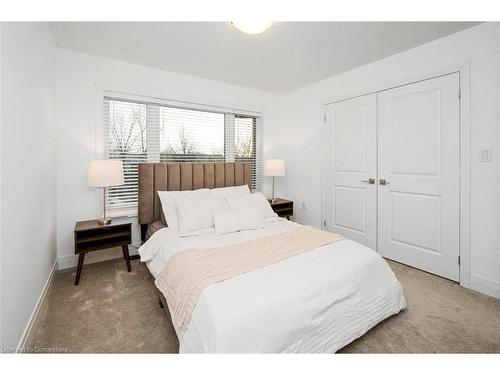 36 Briar Court, Georgetown, ON - Indoor Photo Showing Bedroom