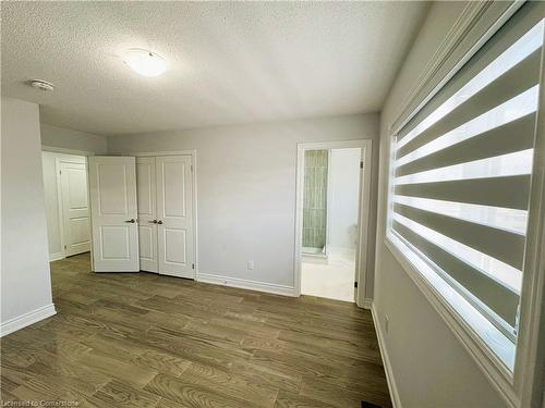 40 Sparkle Drive, Thorold, ON - Indoor Photo Showing Other Room