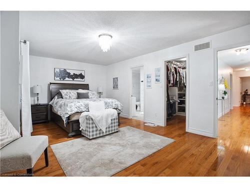 3070 Meadowgate Boulevard, London, ON - Indoor Photo Showing Bedroom