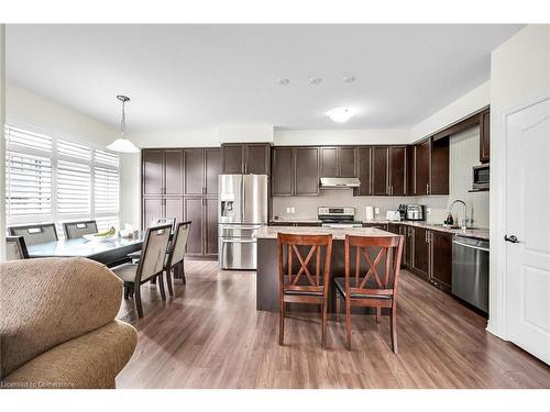 3 Aldgate Avenue, Hamilton, ON - Indoor Photo Showing Kitchen With Upgraded Kitchen