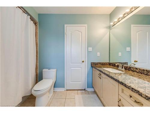 3751 Pearlstone Drive, Mississauga, ON - Indoor Photo Showing Bathroom