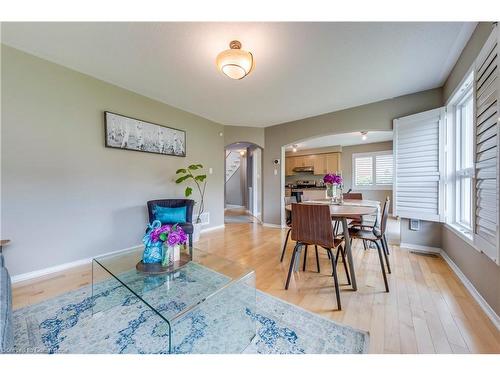 3751 Pearlstone Drive, Mississauga, ON - Indoor Photo Showing Dining Room