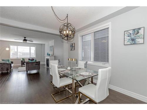 131 Freure Drive, Cambridge, ON - Indoor Photo Showing Dining Room