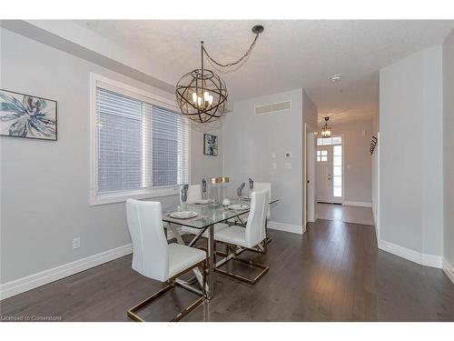 131 Freure Drive, Cambridge, ON - Indoor Photo Showing Dining Room