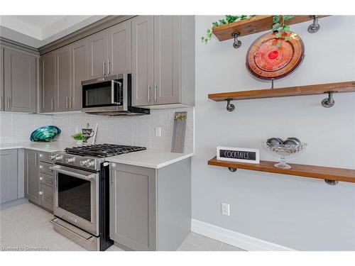 131 Freure Drive, Cambridge, ON - Indoor Photo Showing Kitchen