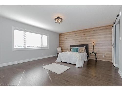 131 Freure Drive, Cambridge, ON - Indoor Photo Showing Bedroom