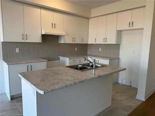 74 Masters Street, Welland, ON - Indoor Photo Showing Kitchen With Double Sink