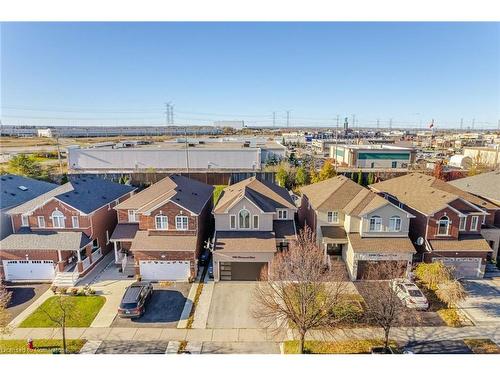 7565 Doverwood Drive, Mississauga, ON - Outdoor With Facade