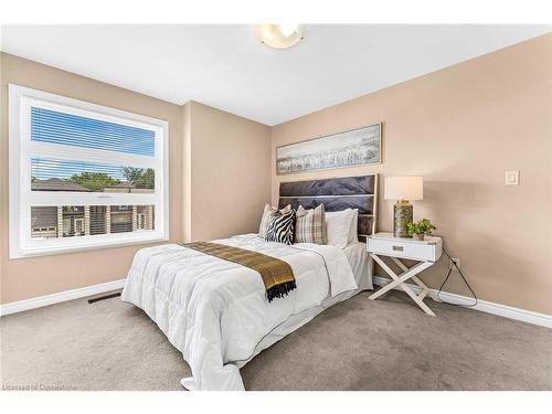 226 Louise St Street, Welland, ON - Indoor Photo Showing Bedroom