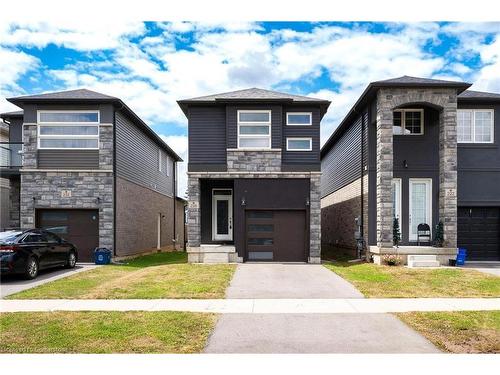 226 Louise St Street, Welland, ON - Outdoor With Facade